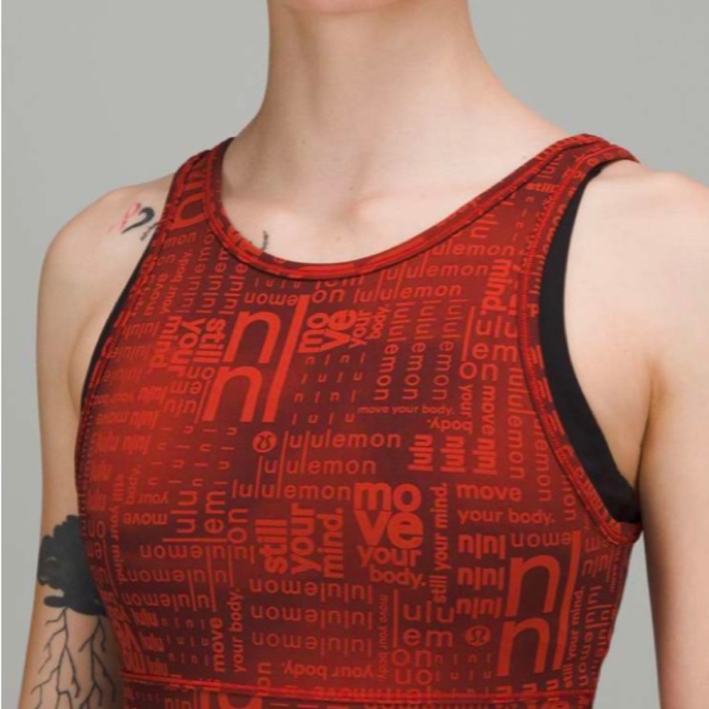 Lululemon Power Pivot Everlux Tank Top *Motif
Lululemon Ombre Red Multi - Picture 5 of 9